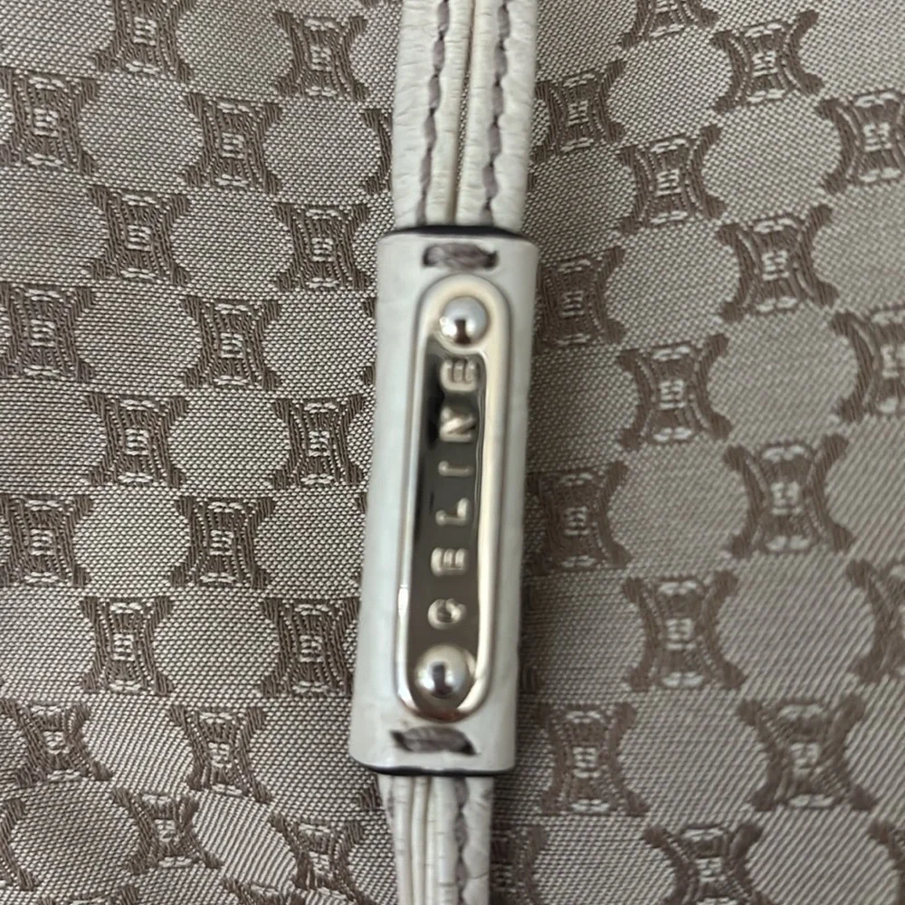 Celine macadams tote. Authentic - Picture 2 of 16
